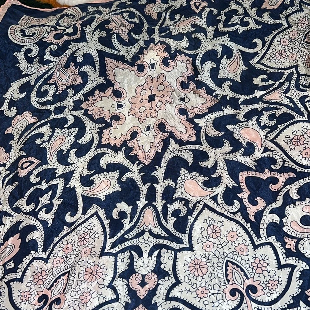 Vintage Vera Neumann silk scarf Japan 28” square
